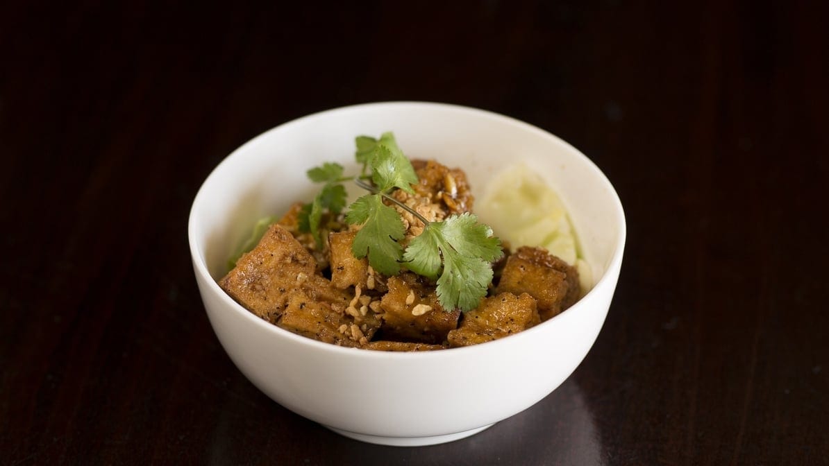 Katieam (Crispy Garlic & Black Pepper).