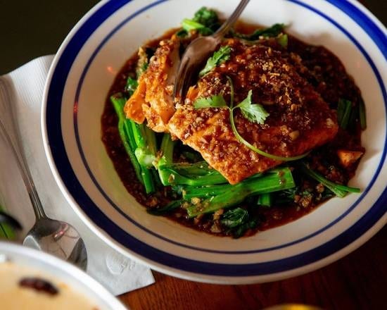 Pla Salmon Yang - Grilled Salmon.